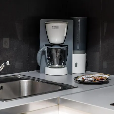 Apartment Czarnieckiego With Free Parking By Renters *